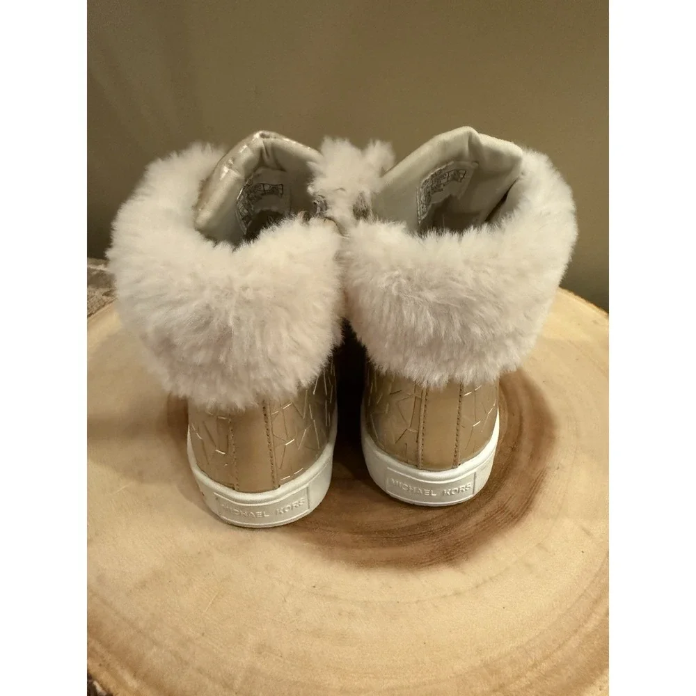 Michael Kors Poloma Fluff Sneaker Gold Boots Logo Monogram Fur Trim Girls‎ Sz-13